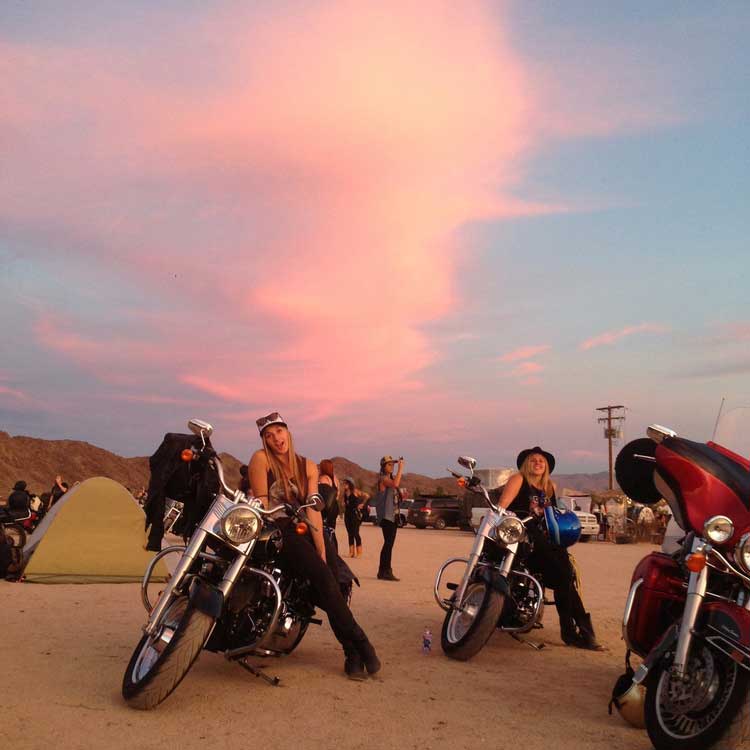 Setting up camp to an awesome desert sunset BRO 2014